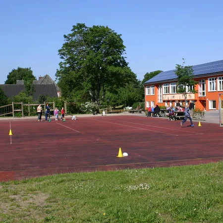 Schule im Autal Bild 2