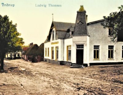 Alte Postkarte mit dem Kaufmannshaus des Ludwig Thomsen